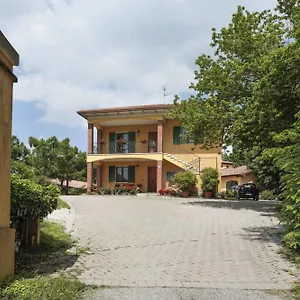 agriturismo-gardenali-volta-mantovana.it-lombardy.com/